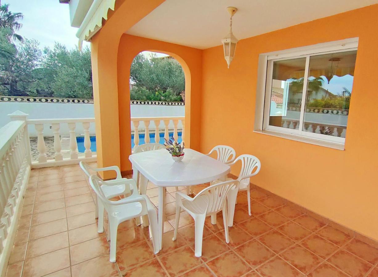 הוילה Xalet Amb Piscina Privada A Vinarós מראה חיצוני תמונה